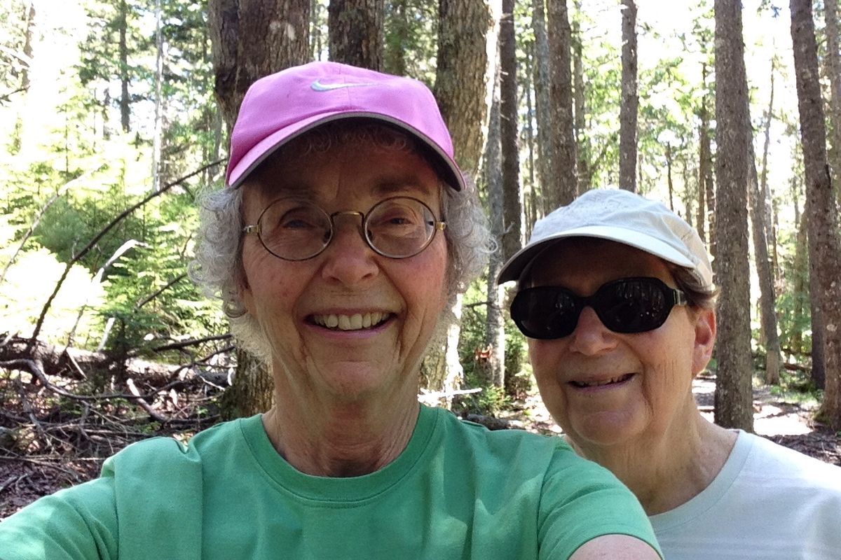 linda and dorothy